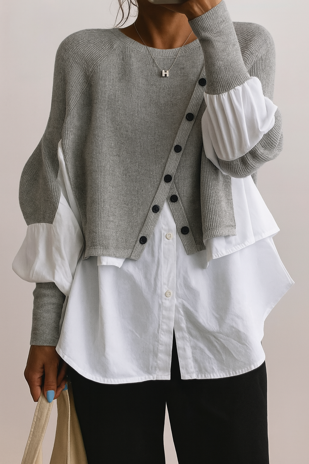 Pull deux en un avec ourlet de chemisier blanc
