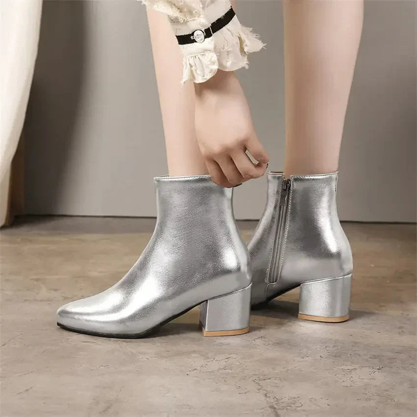 Bottines argentées élégantes pour femmes
