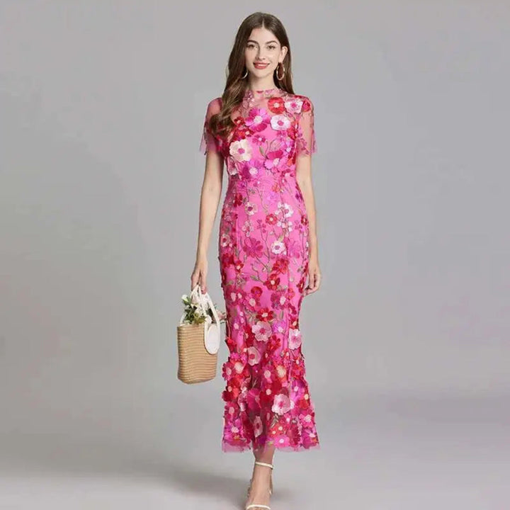 Robe de bal d'été en dentelle brodée pour femme