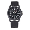 Montre robuste de style militaire avec cadran éclairé