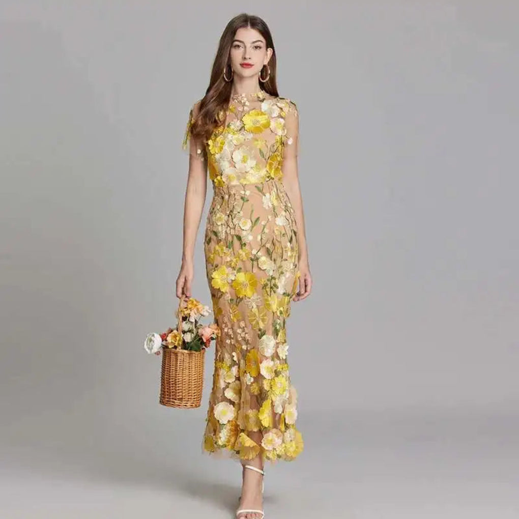 Robe de bal d'été en dentelle brodée pour femme