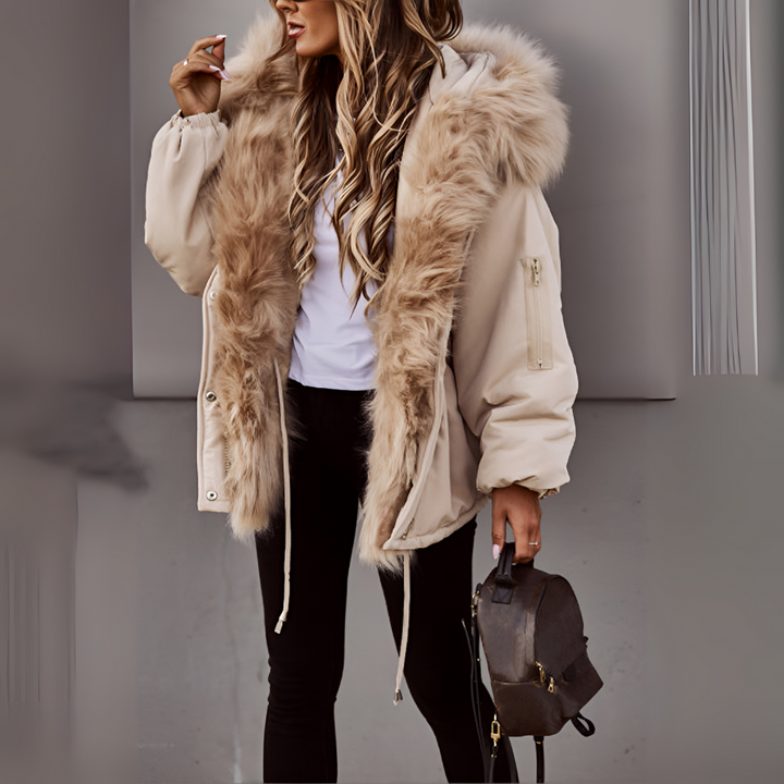 Parka d'hiver de luxe bordée de fausse fourrure