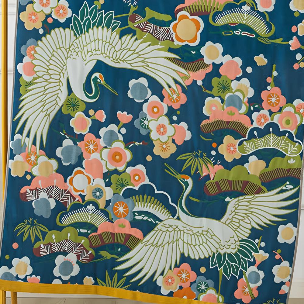 Serviette de bain à motif de grues et de fleurs luxuriantes