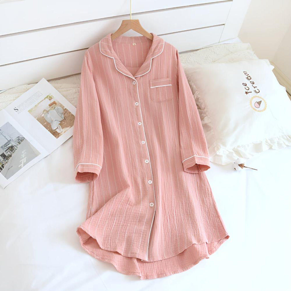Chemise de nuit légère en gaze de coton rayée pour femme