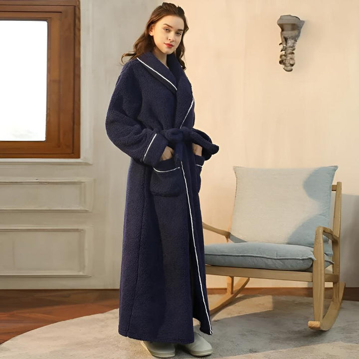 Peignoir de bain chaud et confortable en polaire de luxe