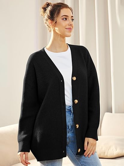 Cardigan oversize à col en V et fermeture à boutons