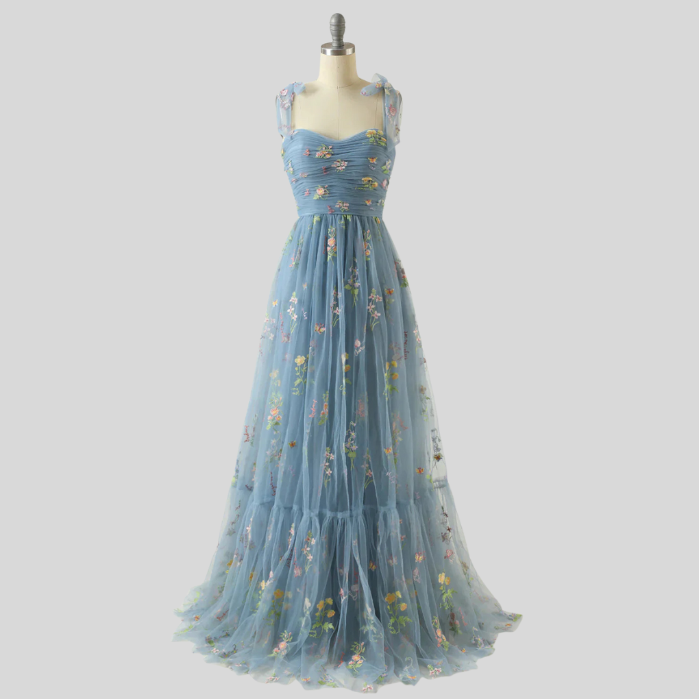 Robe de bal élégante en tulle brodé