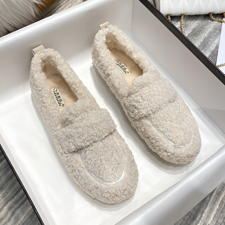 Chaussons en peluche pour femmes