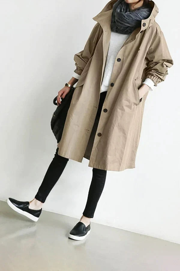 Trench-coat imperméable oversize pour femme : Élégance et protection pour la mi-saison