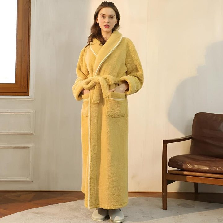 Peignoir de bain chaud et confortable en polaire de luxe