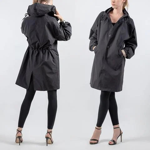 Trench-coat imperméable oversize pour femme : Élégance et protection pour la mi-saison