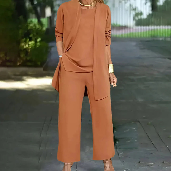 Tailleur-pantalon trois pièces élégant pour femme