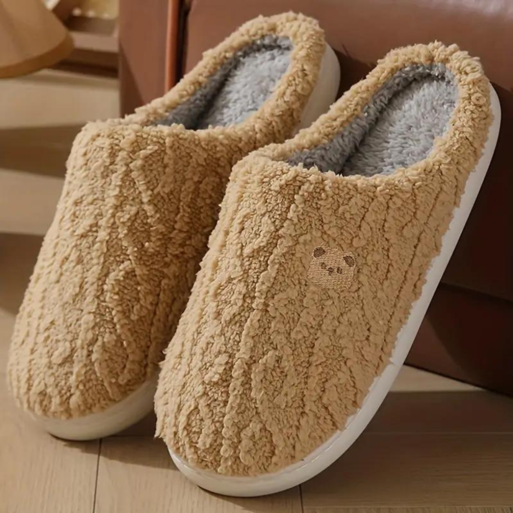 Chaussons d'hiver confortables et moelleux en forme d'ours pour femmes