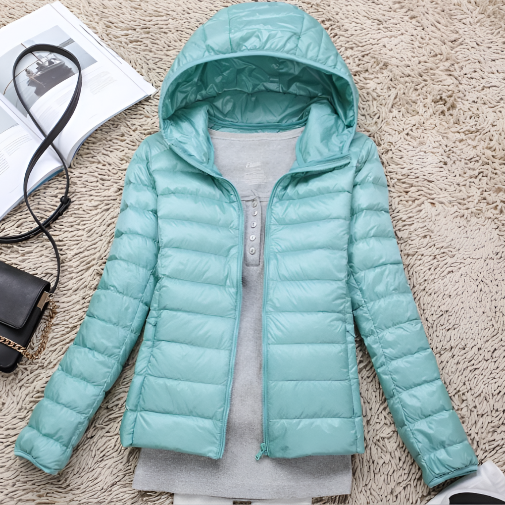Doudoune ultra-légère et compacte avec capuche pour femme