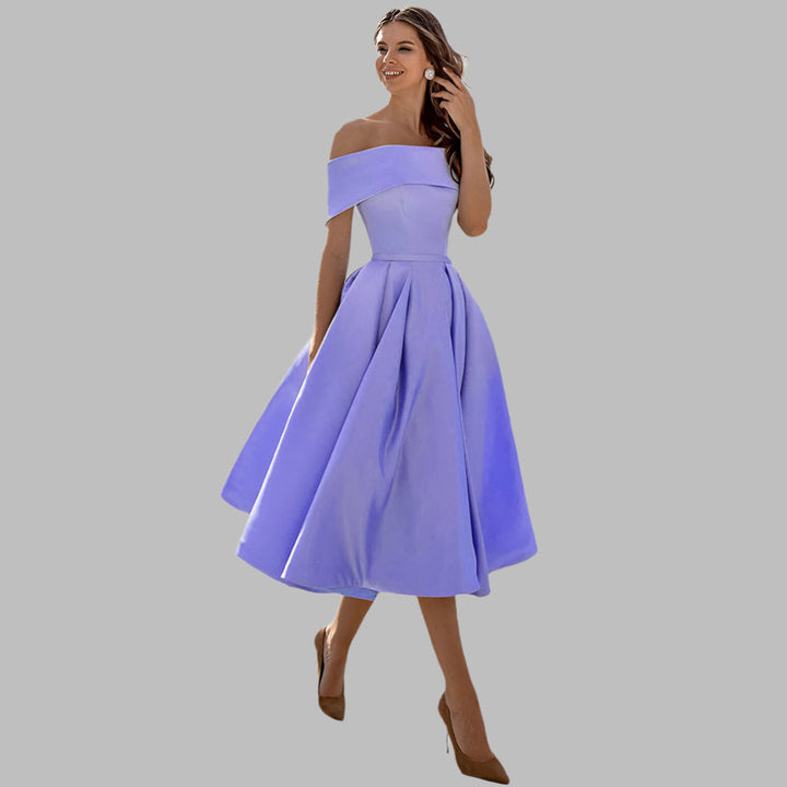 Robe de bal vintage en satin à épaules dénudées