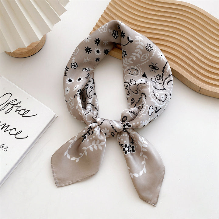 Écharpe imprimée en satin pour femme