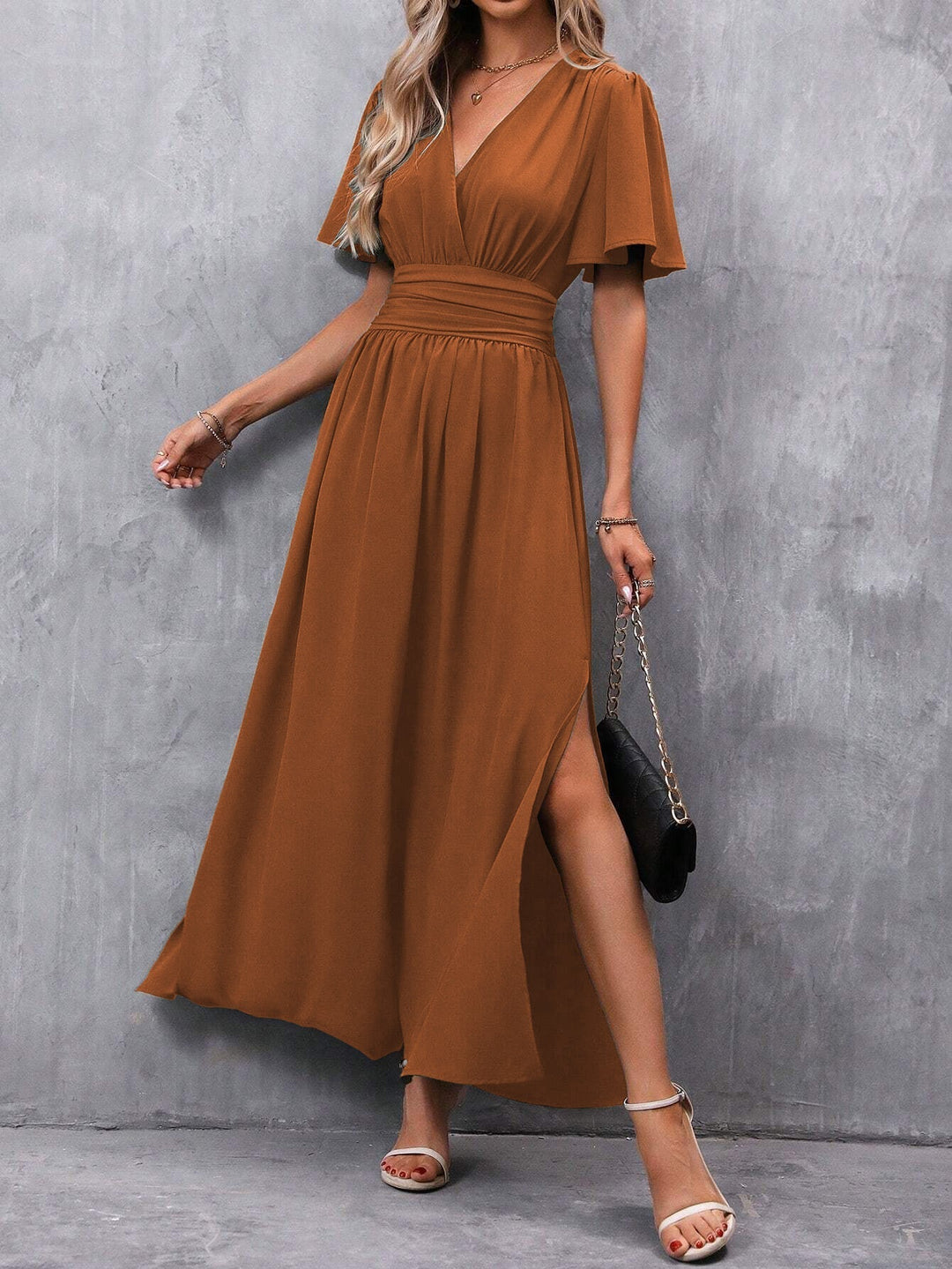 Robe longue élégante à col en V pour femme