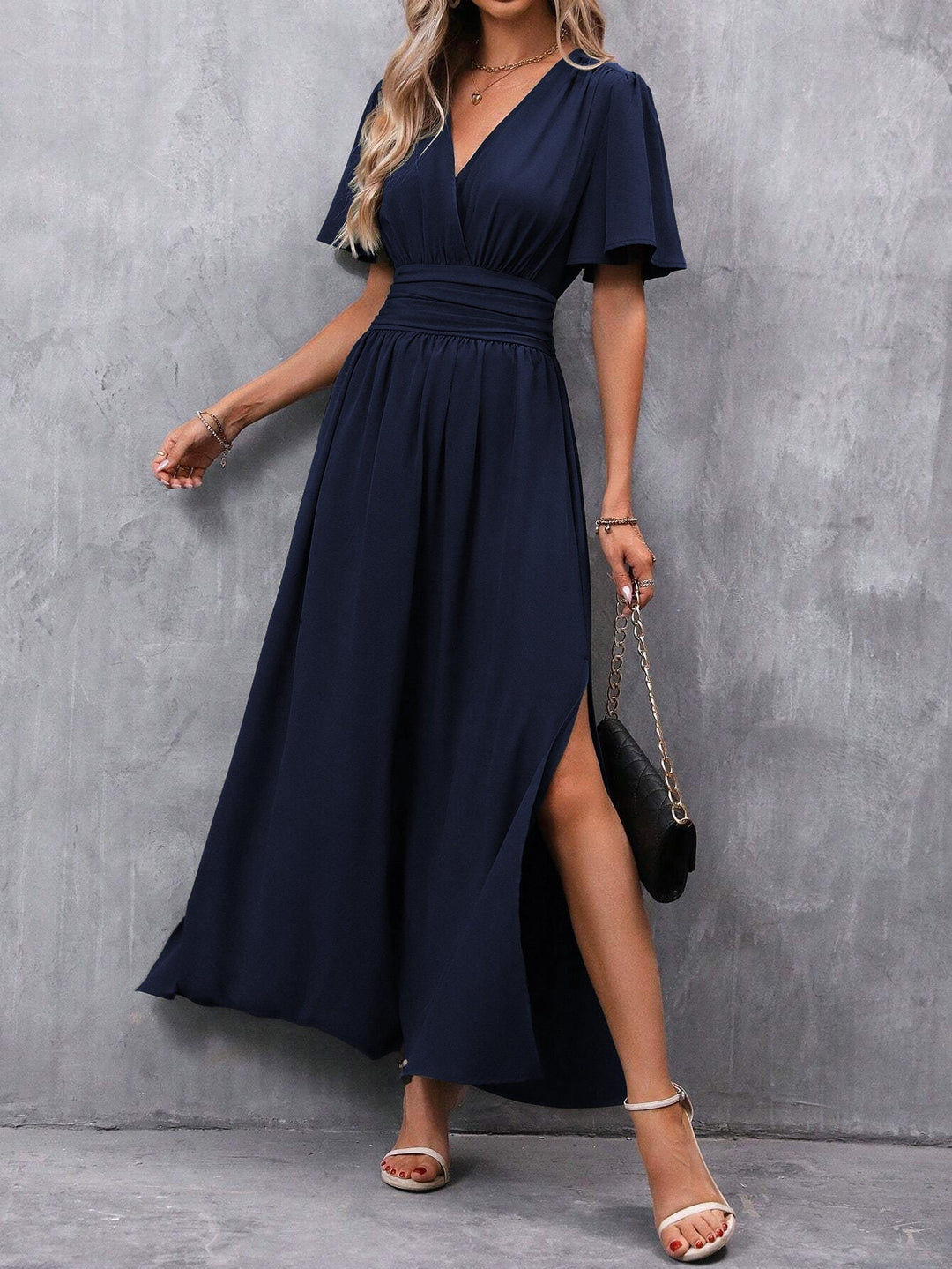 Robe longue élégante à col en V pour femme