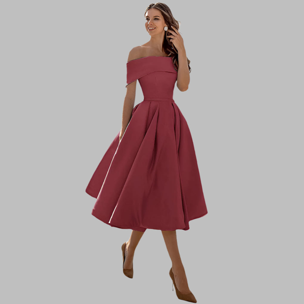 Robe de bal vintage en satin à épaules dénudées