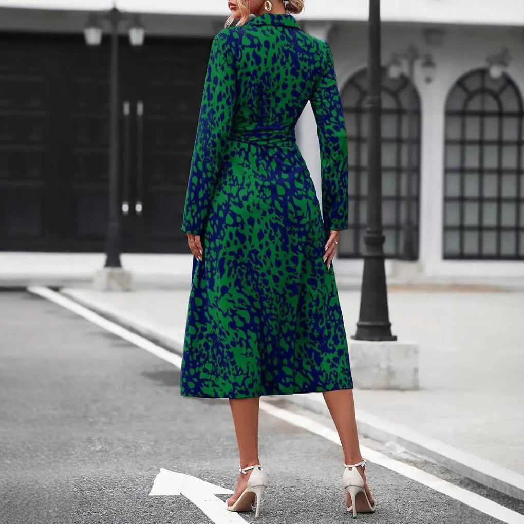 Robe mi-longue respirante à taille nouée