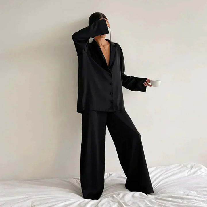 Ensemble de vêtements d'intérieur en satin pour femme
