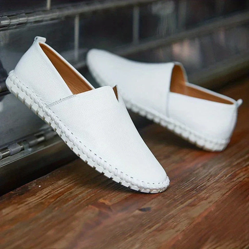 Mocassins élégants à enfiler en cuir véritable mat