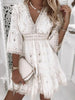 Naiara – Robe d'été bohème aérienne avec broderies et manches évasées