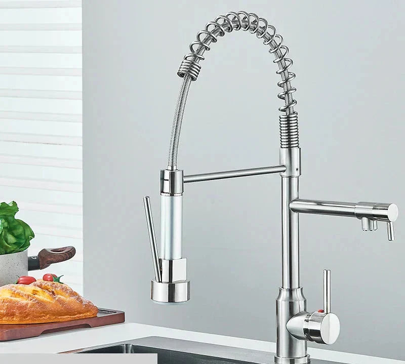 Robinet de cuisine pivotant à 360°