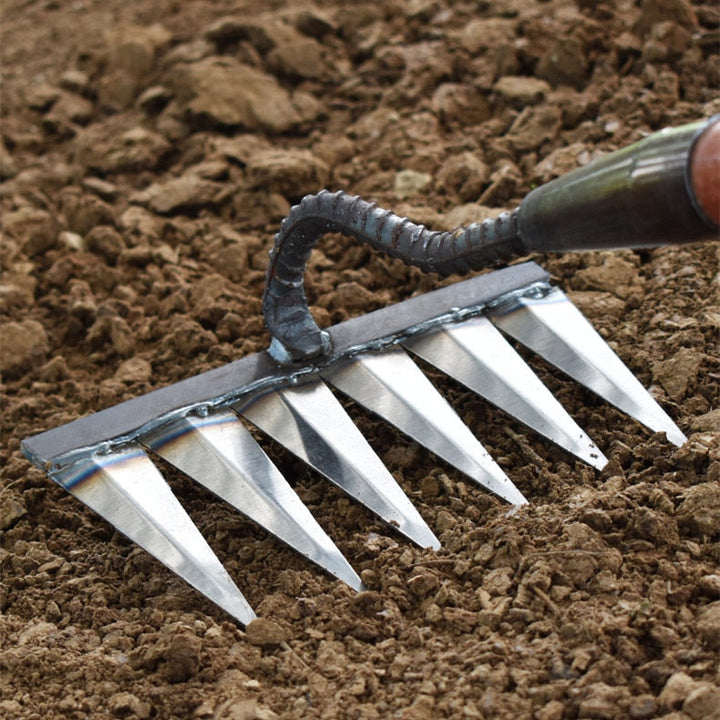 Outil de Jardinage Polyvalent : Efficacité et Simplicité pour un Jardin Impeccable