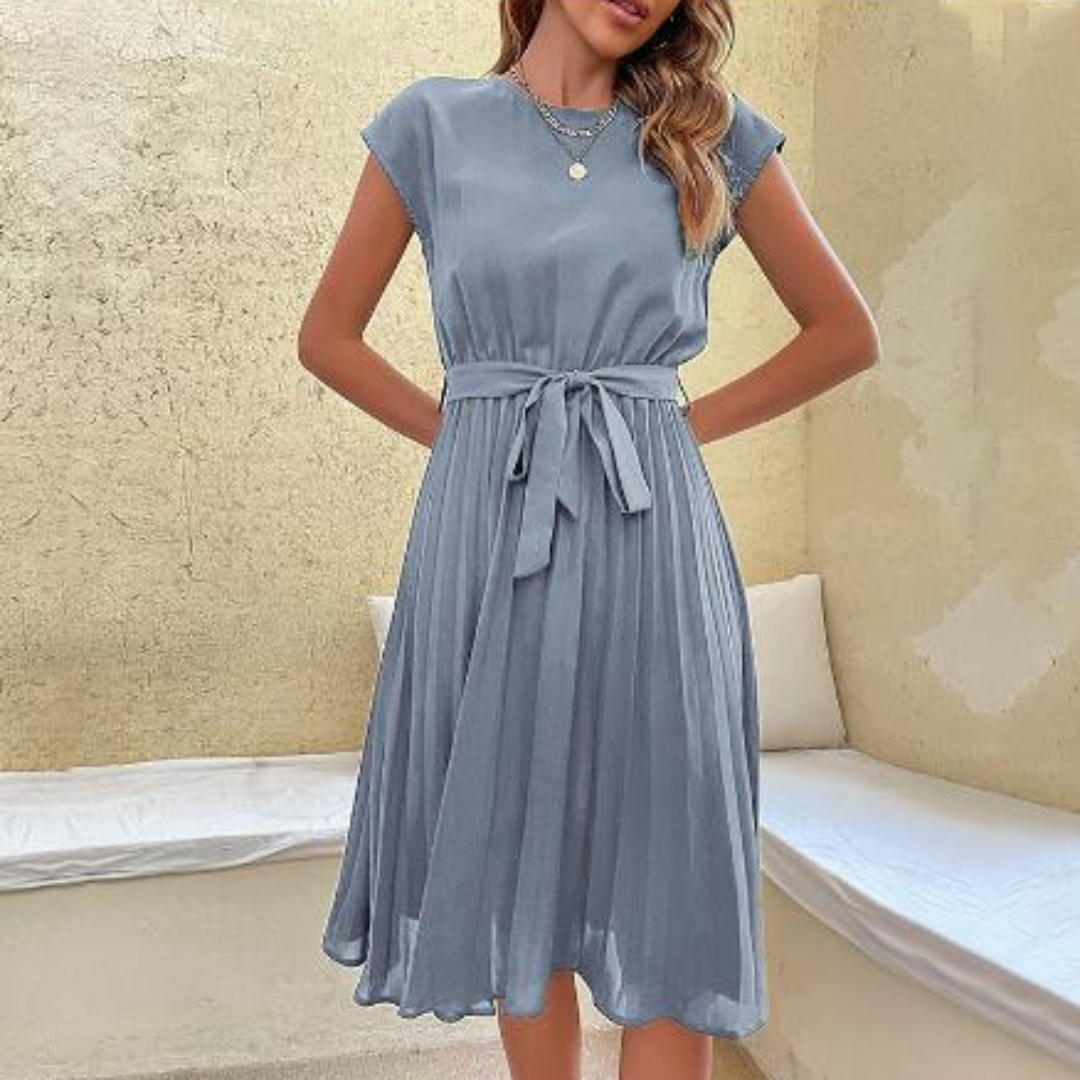 Robe Courte Plissée à Manches Courtes et Encolure Ronde