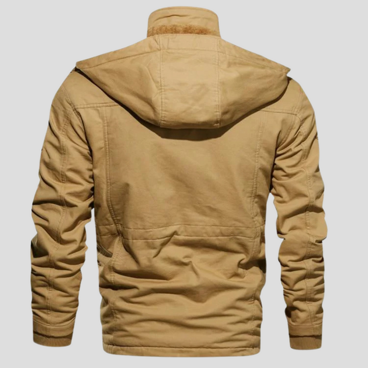 Veste robuste pour homme – Une couche solide pour les journées froides et venteuses