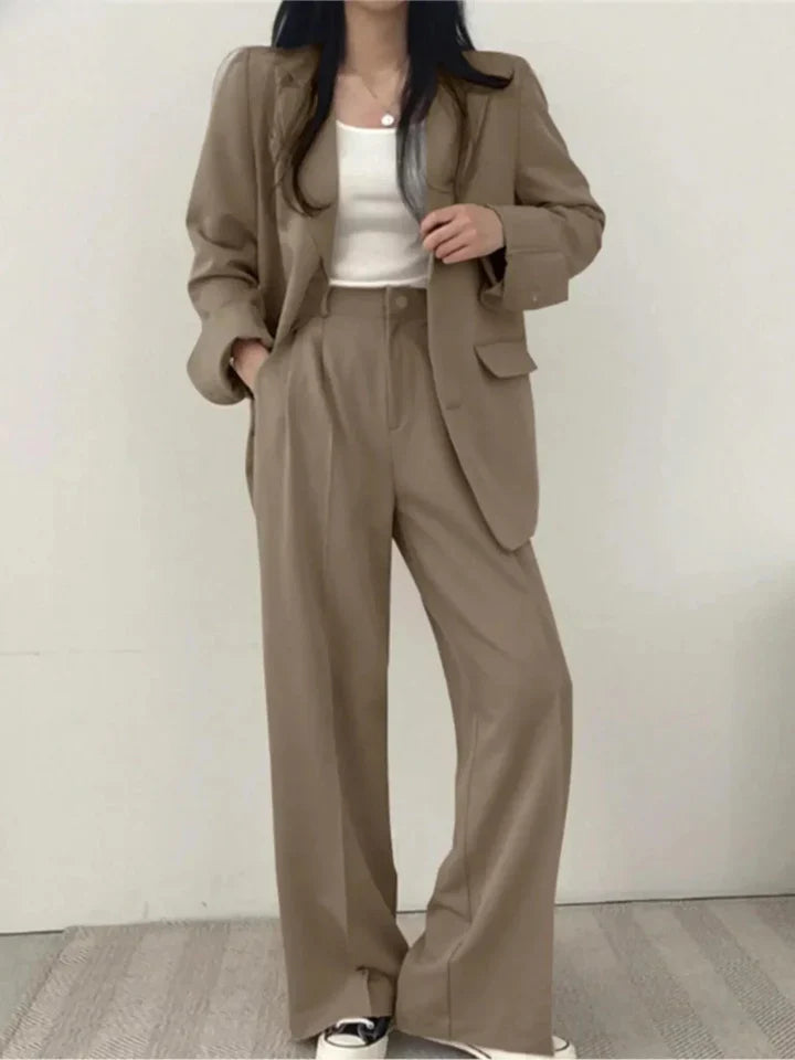 Costume deux pièces pour femme