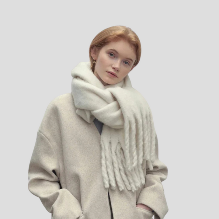 Écharpe à pompons pour femme