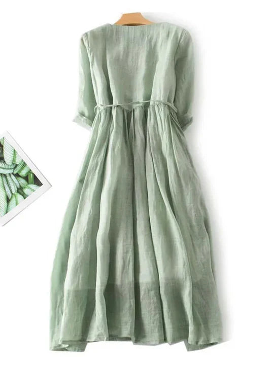 Robe en lin élégante, aérée et confortable