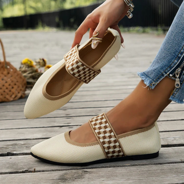 Escarpins Élégants à Talons pour un Look Féminin et Chic