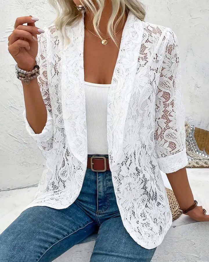 Blazer élégant avec bordure en dentelle