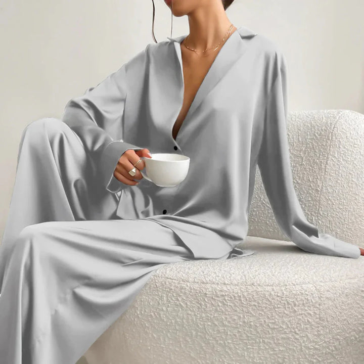 Ensemble de vêtements d'intérieur en satin pour femme