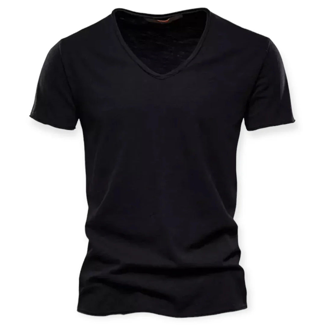 T-shirt pour Homme à Col en V : Élégance Décontractée et Confort au Quotidien