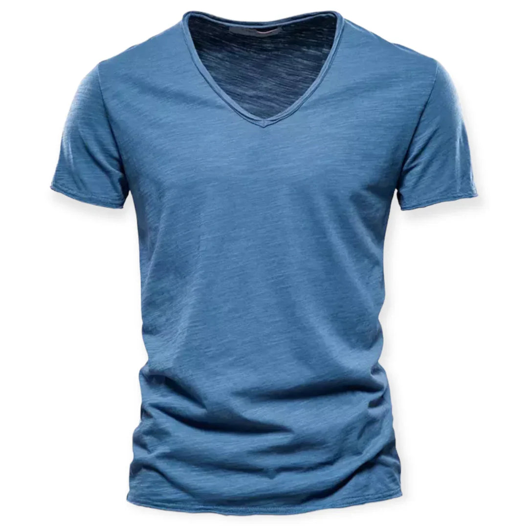 T-shirt pour Homme à Col en V : Élégance Décontractée et Confort au Quotidien