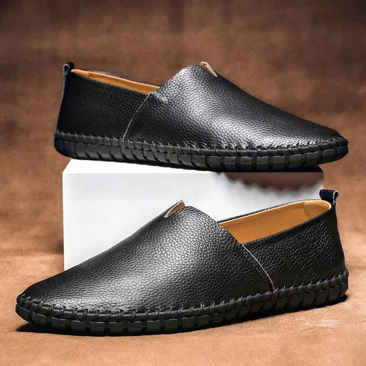 Mocassins élégants à enfiler en cuir véritable mat