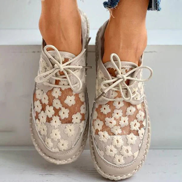 Baskets orthopédiques brodées pour femmes