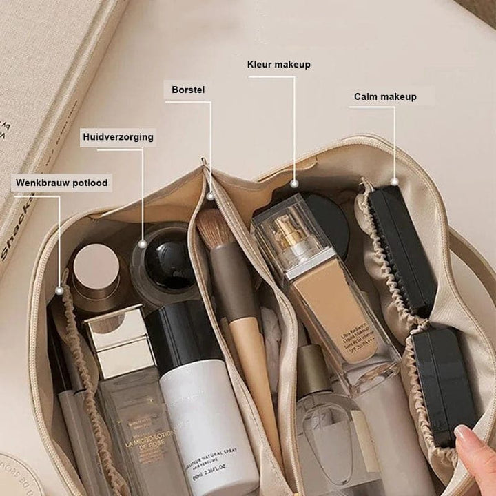 Trousse de maquillage en cuir