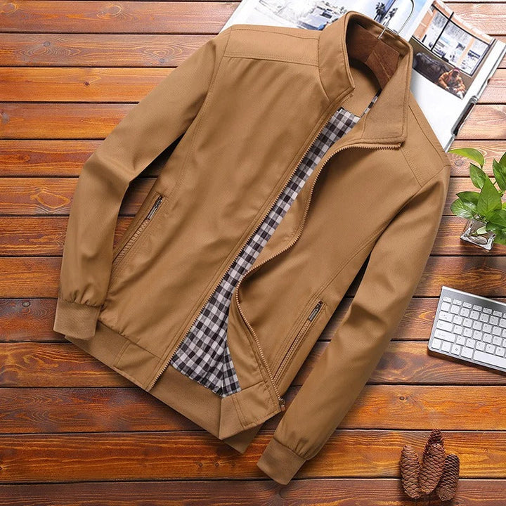 Veste d'été coupe-vent pour hommes : élégance et protection pour les journées venteuses